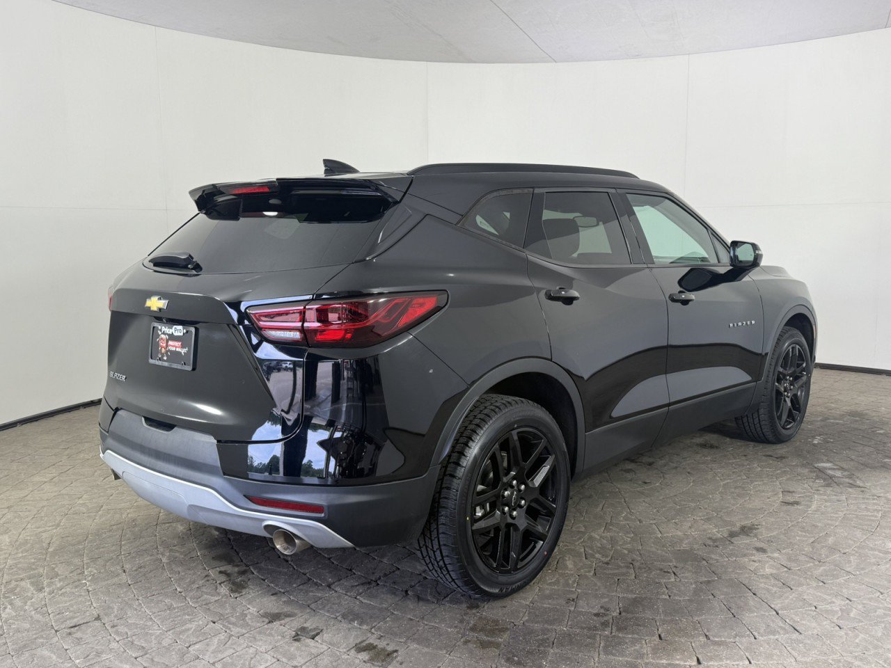 Used 2023 Chevrolet Blazer LT FWD image 9