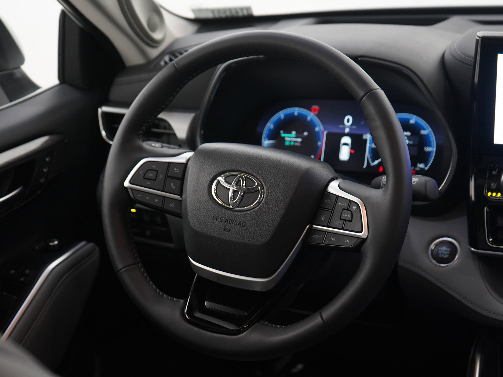 Used 2024 Toyota Highlander Platinum AWD/4WD image 15
