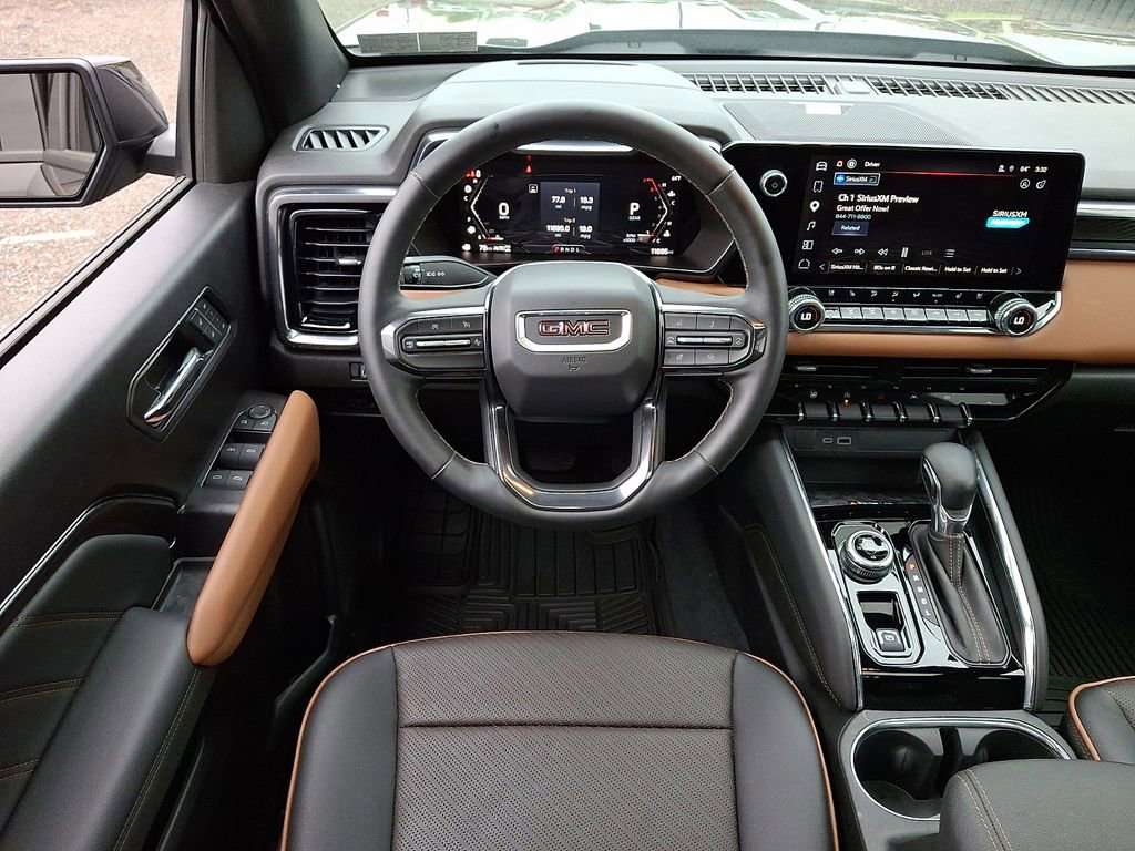 Certified 2024 GMC Canyon AT4 w/ AT4 Premium Package AWD/4WD image 11