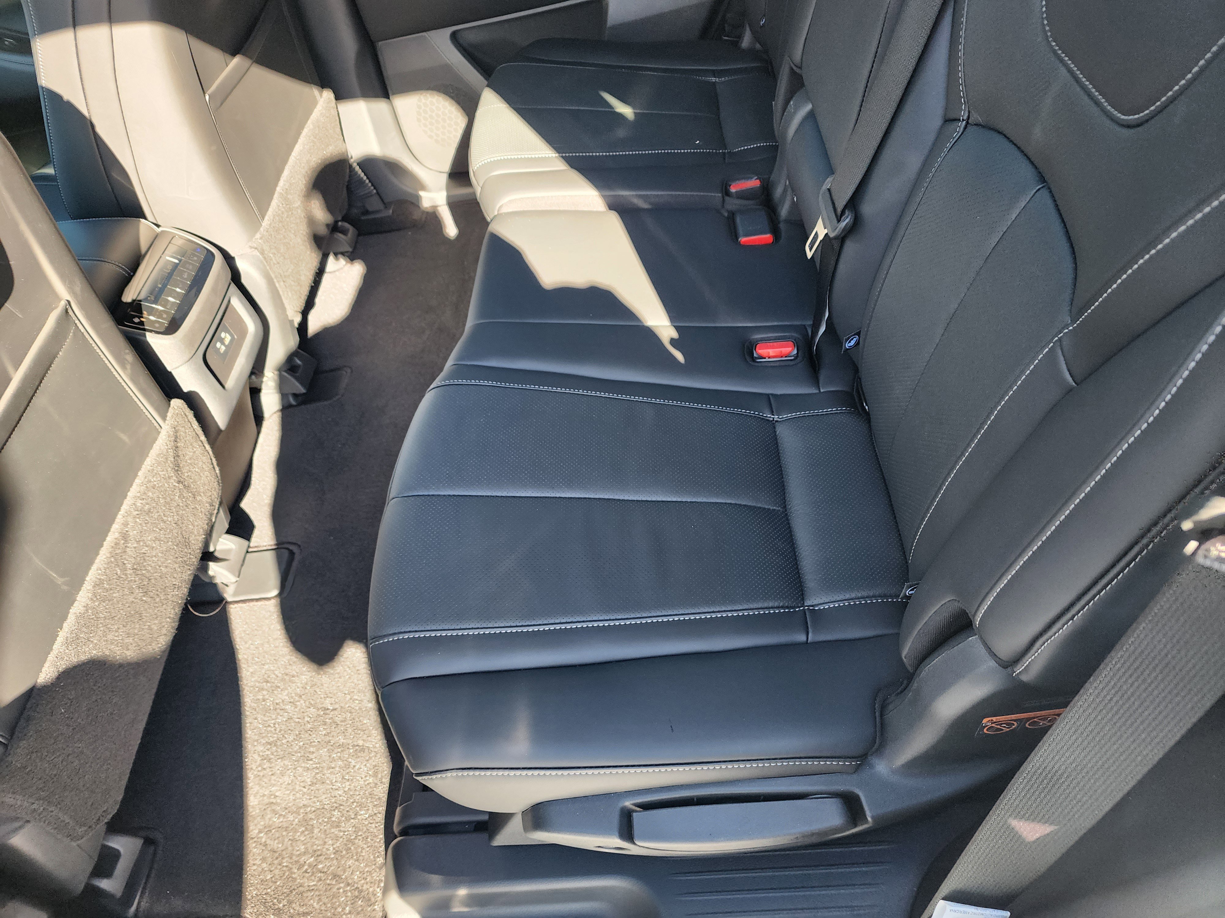 Used 2025 INFINITI QX60 Luxe w/ Black Edition image 13