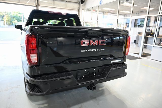 New 2026 GMC Sierra 1500 Elevation image 6