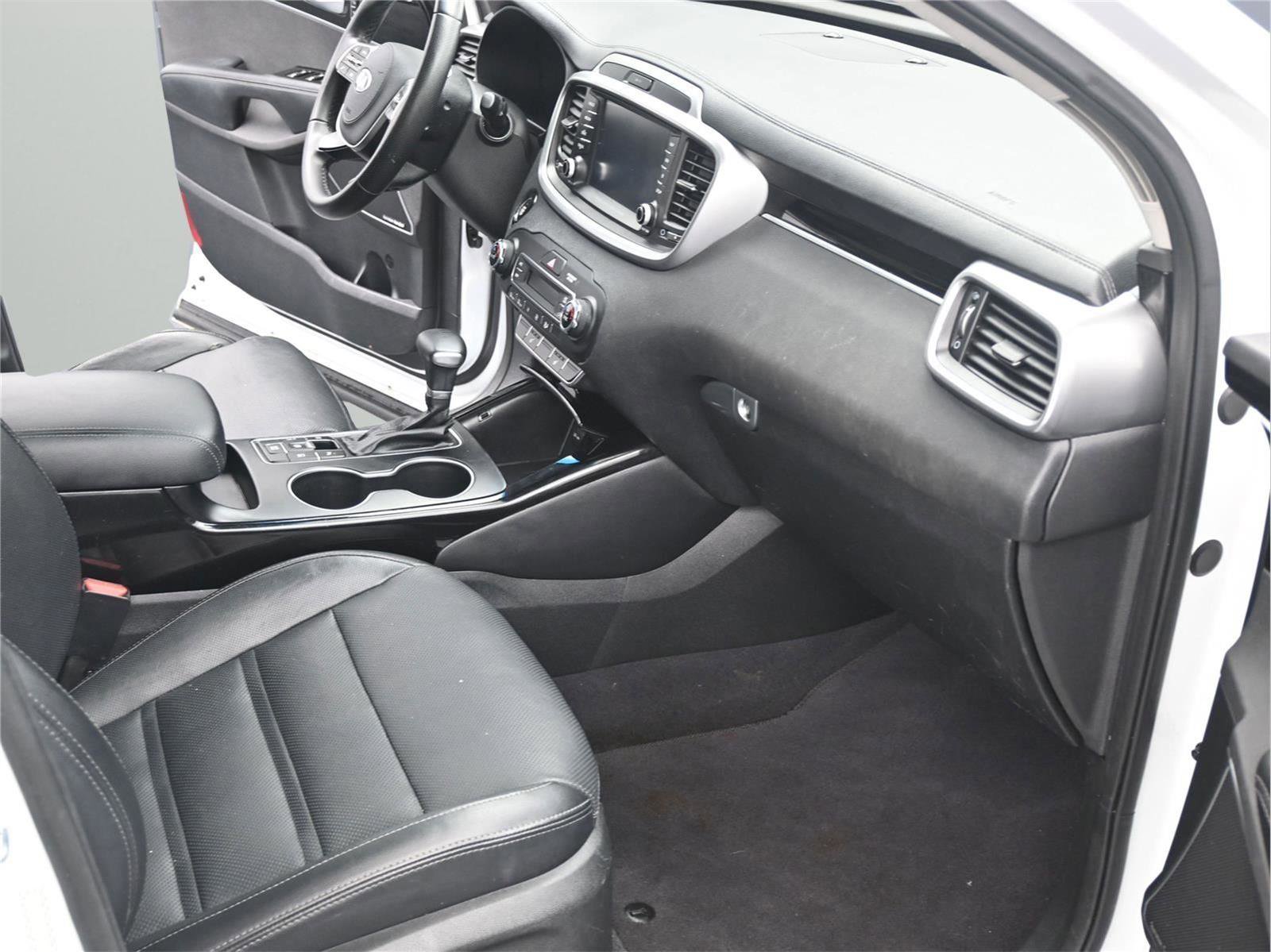 Used 2020 Kia Sorento SX image 10