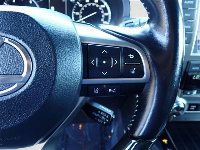 Used 2021 Lexus GX 460 Luxury w/ Accessory Package AWD/4WD image 16