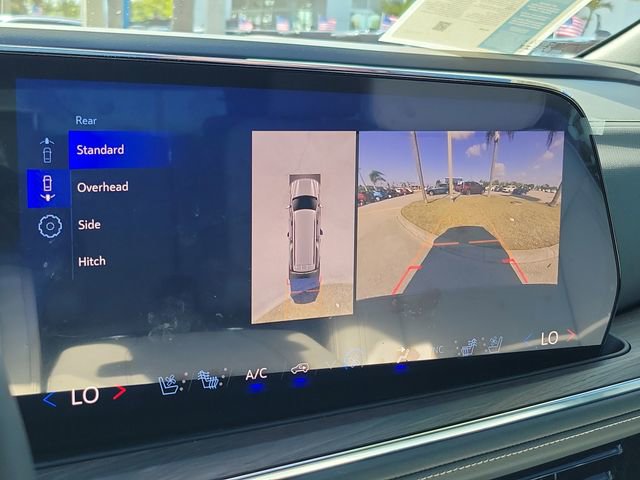 Certified 2025 Chevrolet Suburban Premier w/ Sun And Tow Package image 30