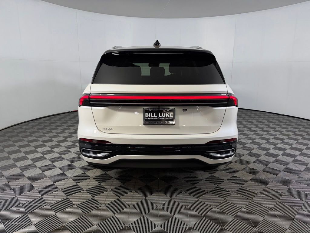 Used 2024 Lincoln Nautilus Black Label AWD/4WD image 9