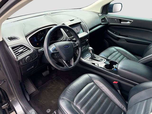 Used 2016 Ford Edge SEL w/ Equipment Group 201A image 26