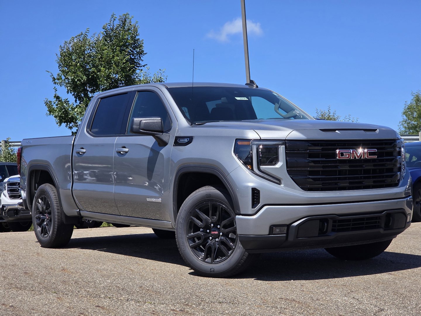 New 2026 GMC Sierra 1500 Elevation AWD/4WD image 2