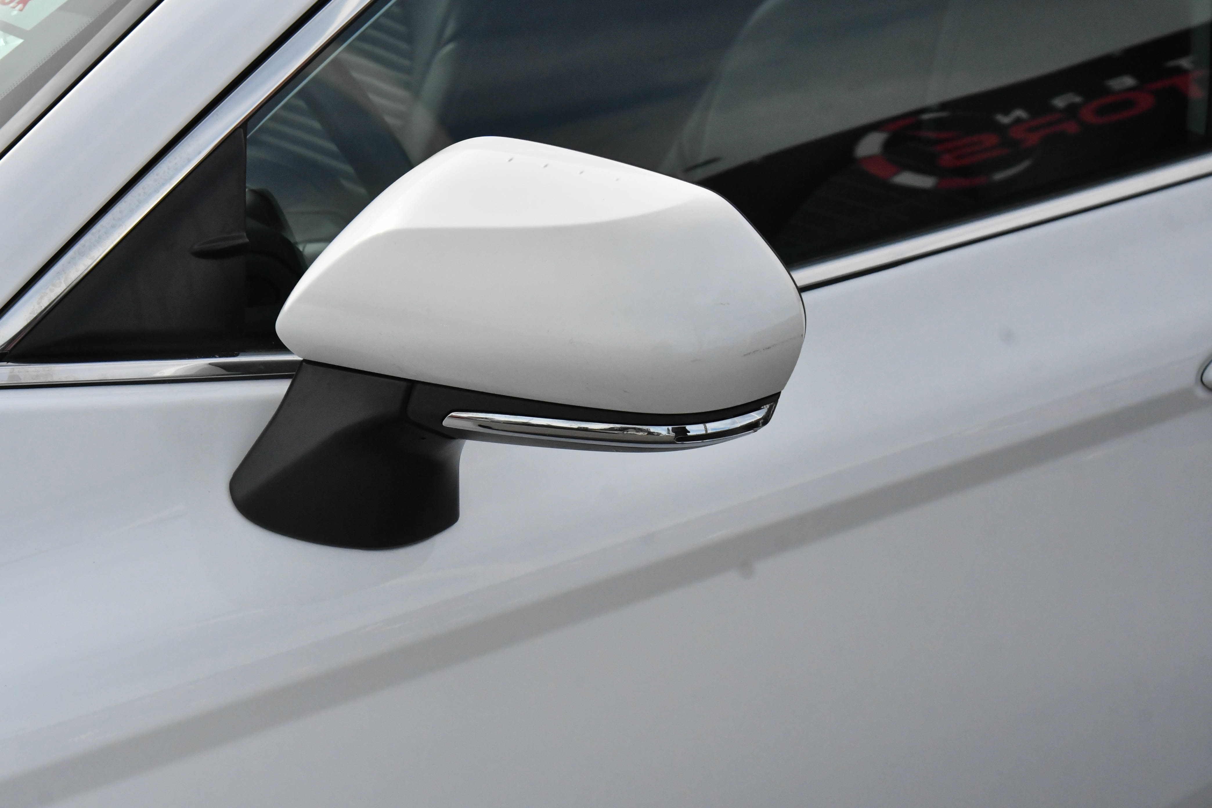 Used 2024 Toyota Camry SE image 13