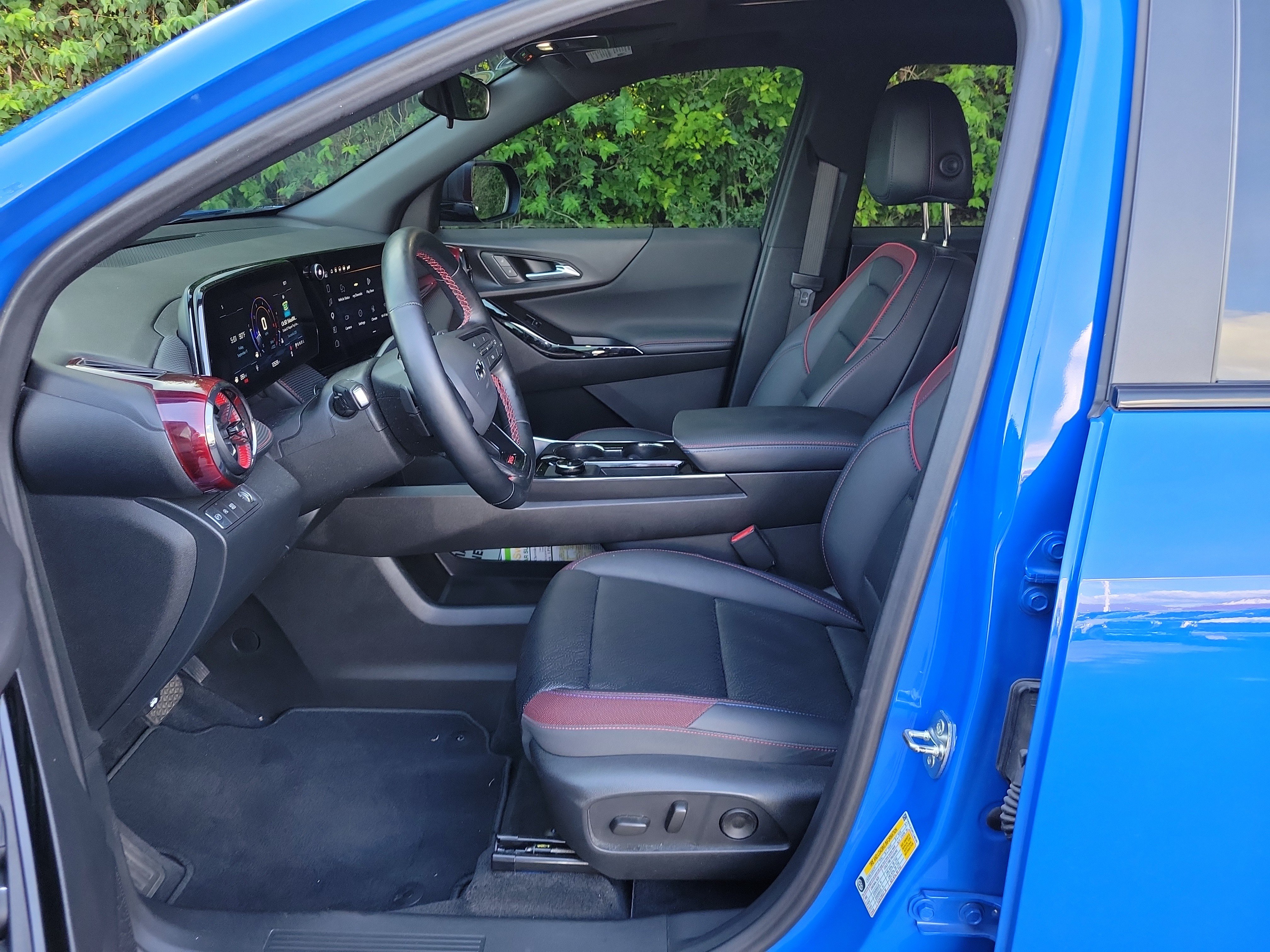 Used 2026 Chevrolet Equinox RS w/ Convenience Package III FWD image 16