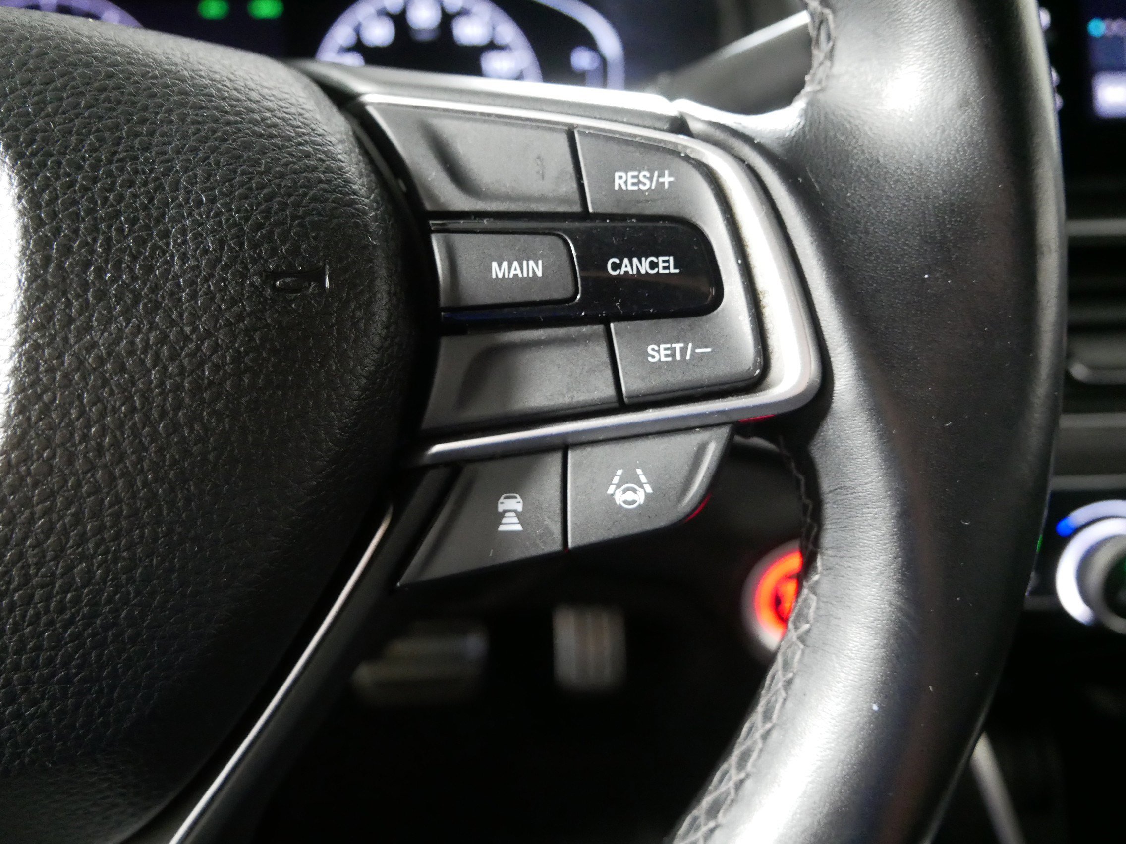 Used 2018 Honda Accord Sport image 28