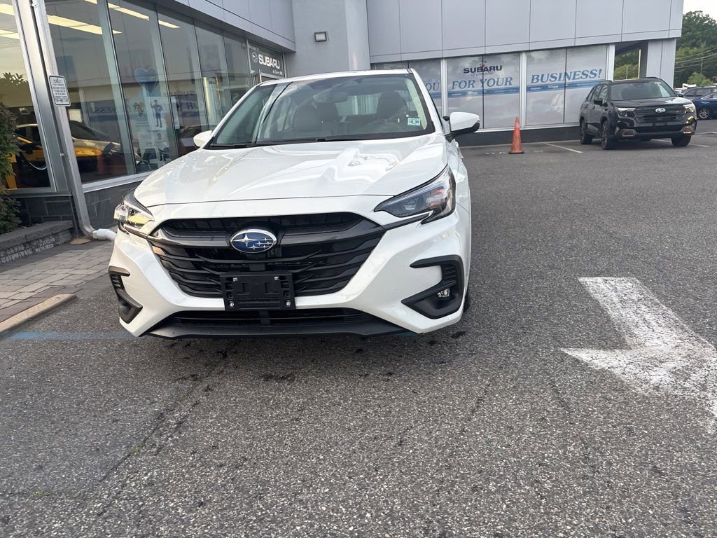 Used 2025 Subaru Legacy Premium AWD/4WD image 4