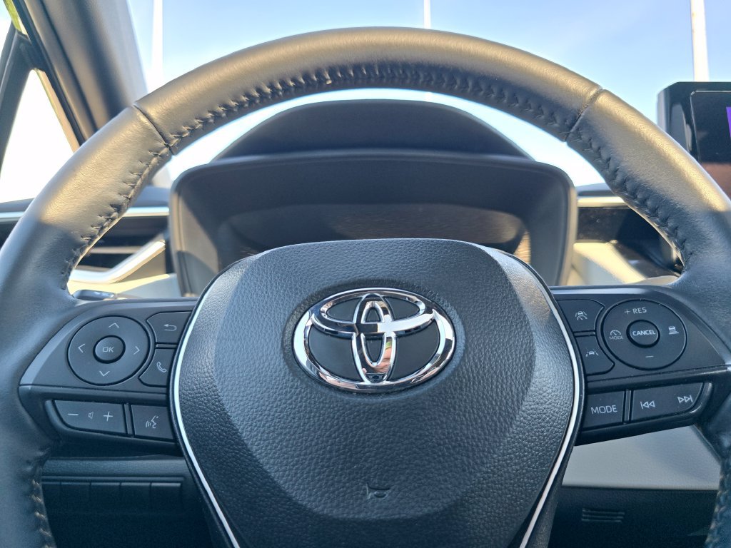 Certified 2024 Toyota Corolla SE w/ SE Premium Package FWD image 27