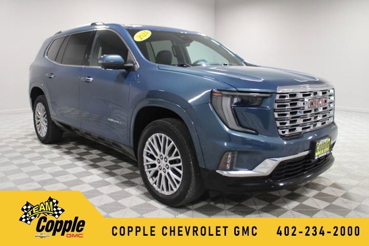 Used 2024 GMC Acadia Denali image 1