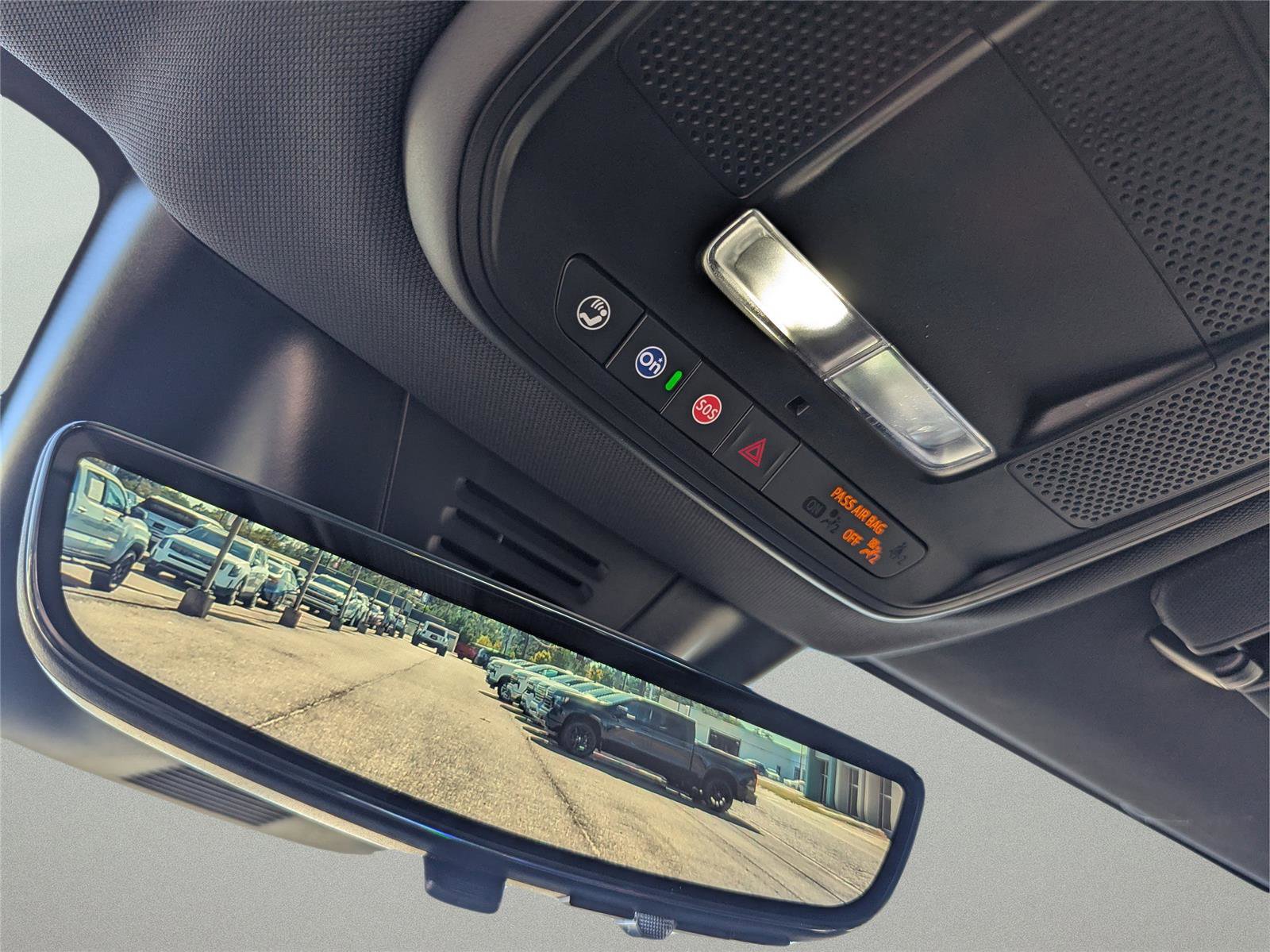 New 2026 Chevrolet Equinox EV LT w/ Convenience Package II image 22