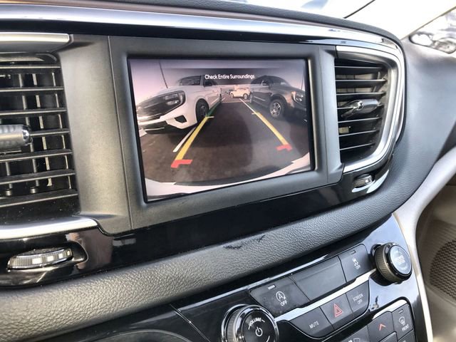 Used 2023 Chrysler Voyager LX image 17