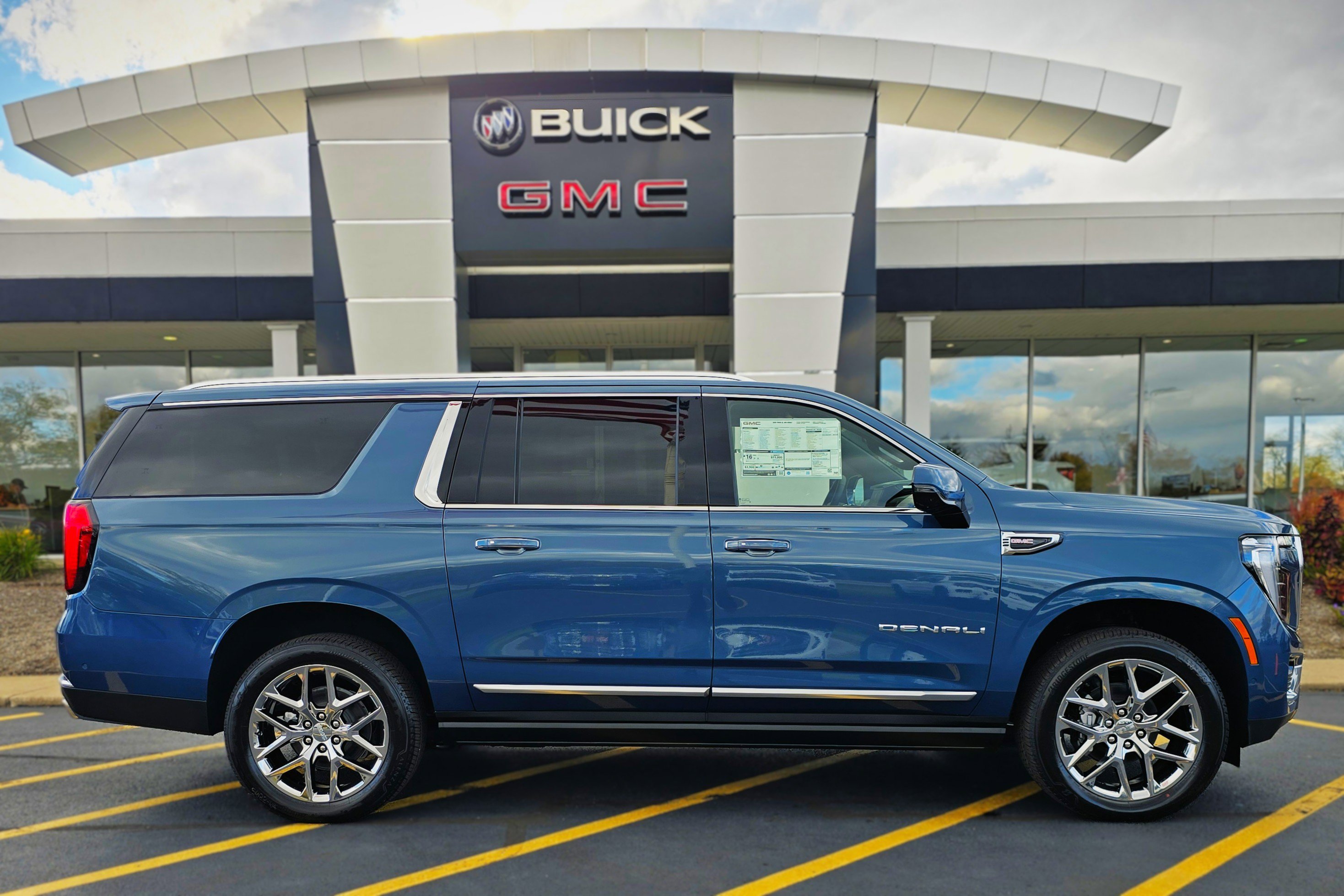 New 2026 GMC Yukon XL Denali w/ Sun & Power Step Package image 11