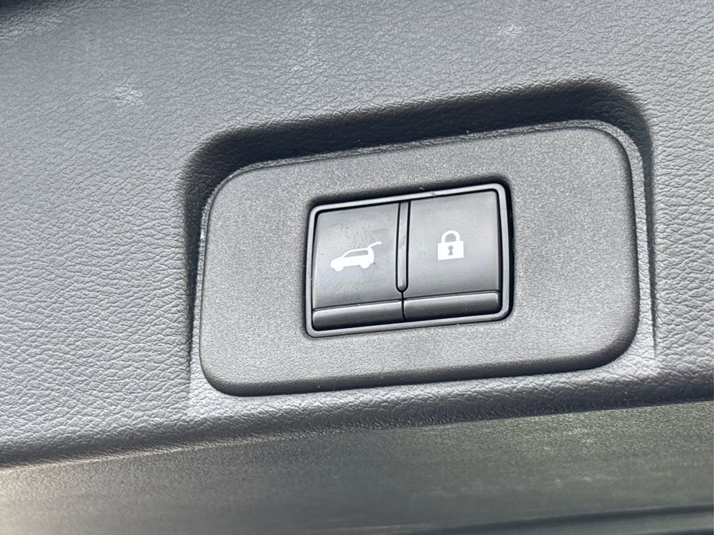 Certified 2023 Nissan Rogue SV w/ SV Premium Package image 14