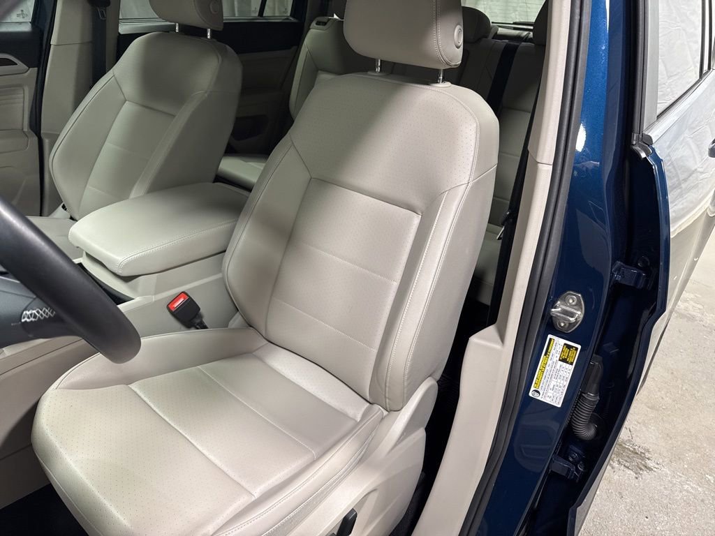 Used 2023 Volkswagen Atlas SE image 19