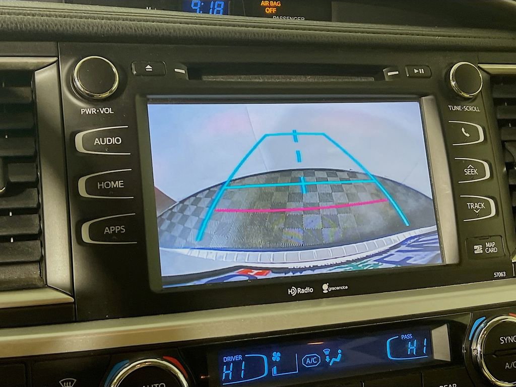 Used 2014 Toyota Highlander XLE image 13