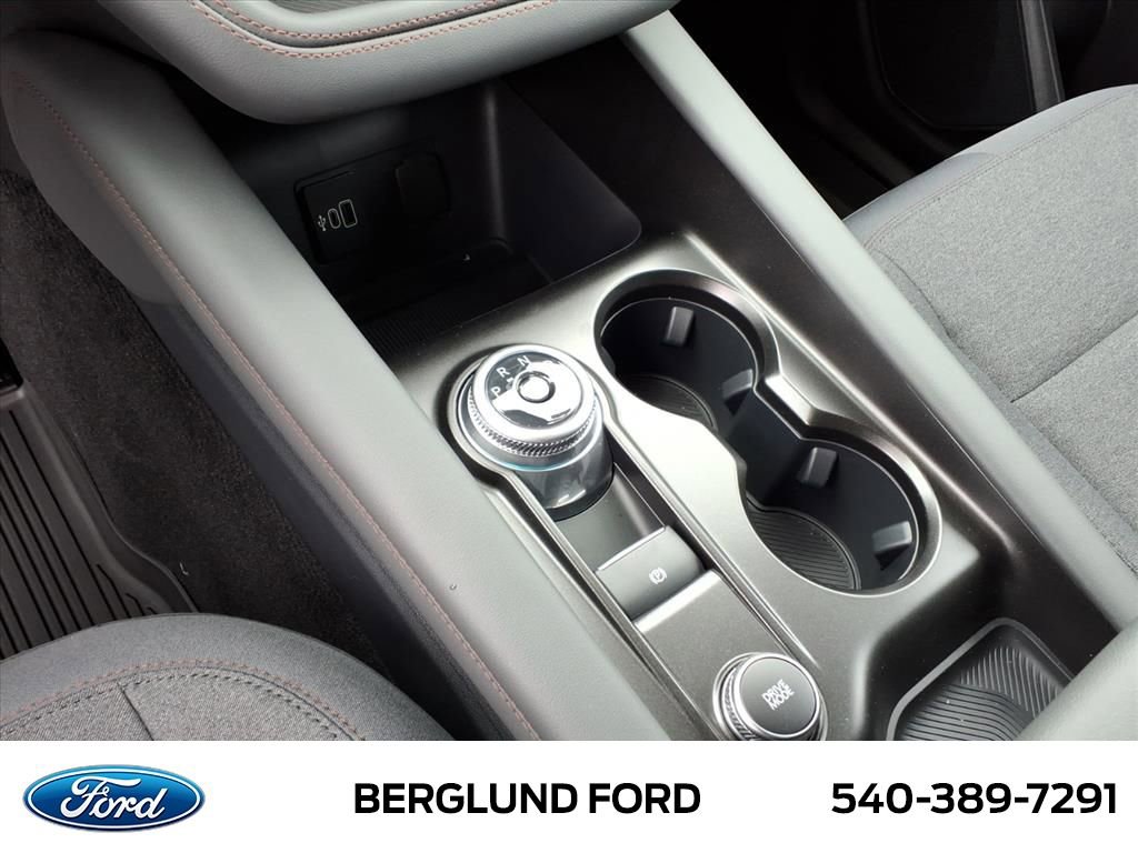 Used 2026 Ford Explorer Active image 18