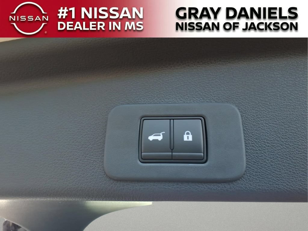 New 2026 Nissan Murano Platinum w/ Cargo Package AWD/4WD image 9