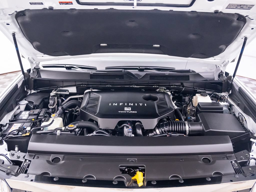 Certified 2026 INFINITI QX80 4WD w/ Sport Exterior Package image 32
