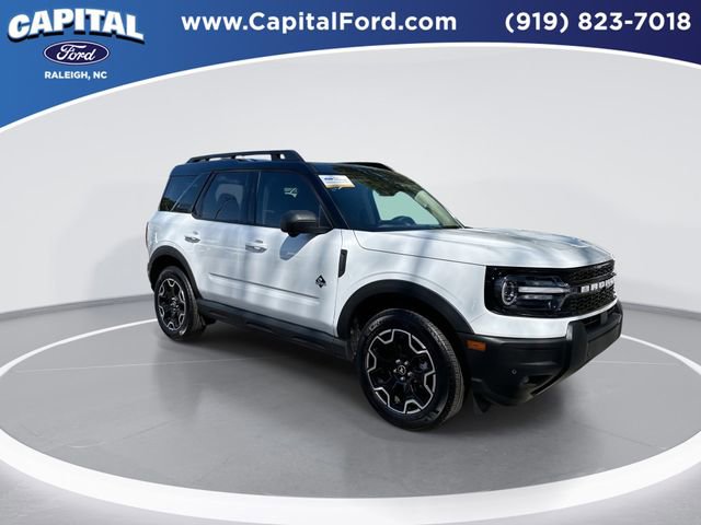 Certified 2025 Ford Bronco Sport Outer Banks w/ Outer Banks Tech Package+ image 2