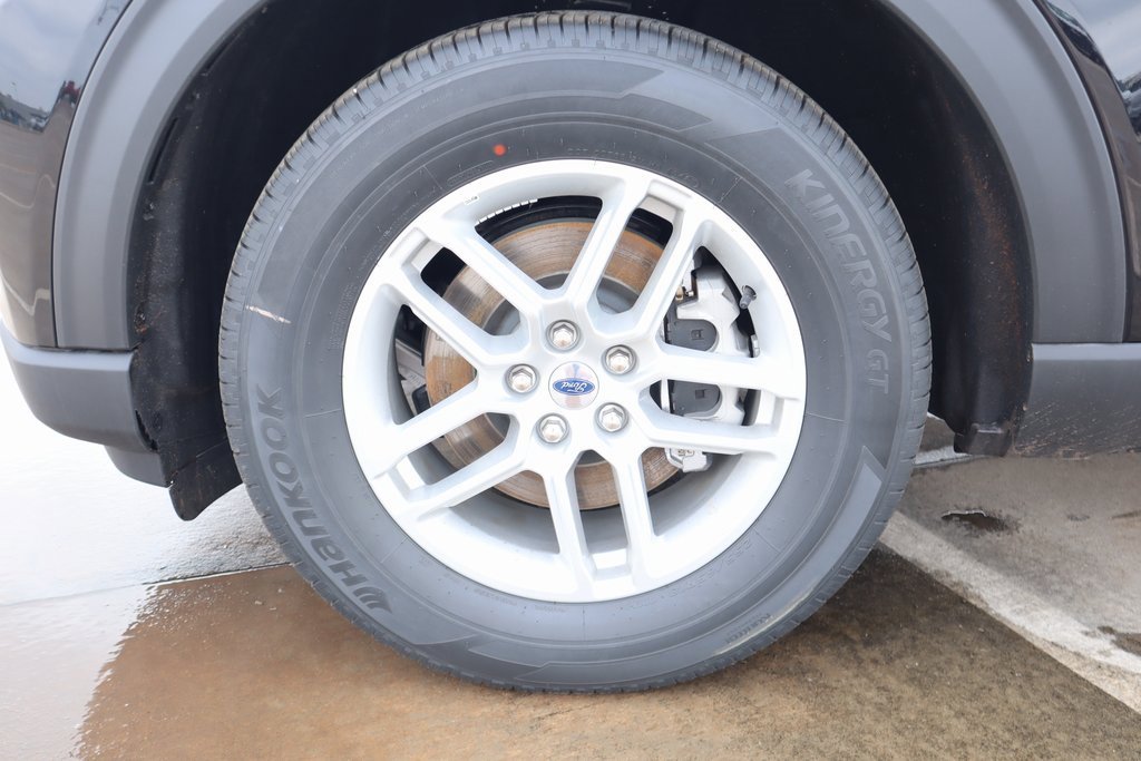 New 2025 Ford Explorer Active w/ Active Comfort Package image 21