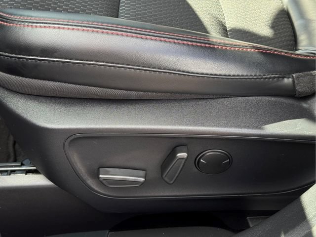Certified 2024 Ford Escape ST-Line w/ Tech Pack #1 FWD image 21