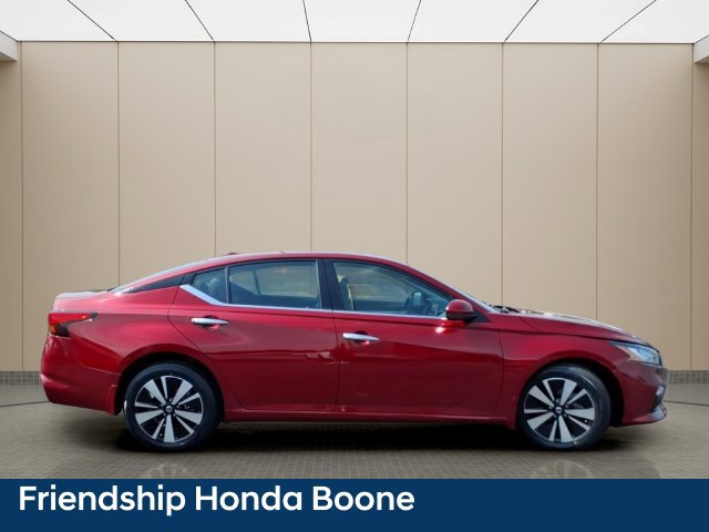 Used 2022 Nissan Altima 2.5 SL AWD/4WD image 5