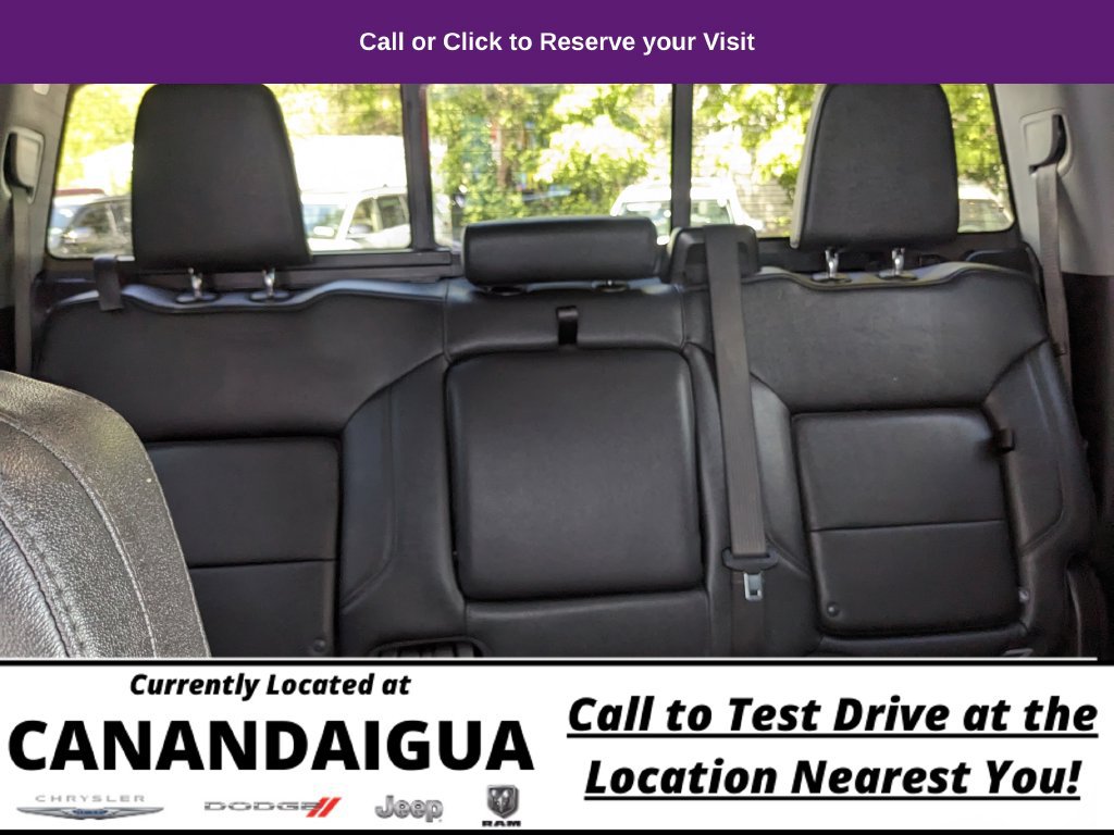 Used 2025 Chevrolet Silverado 1500 RST AWD/4WD image 21