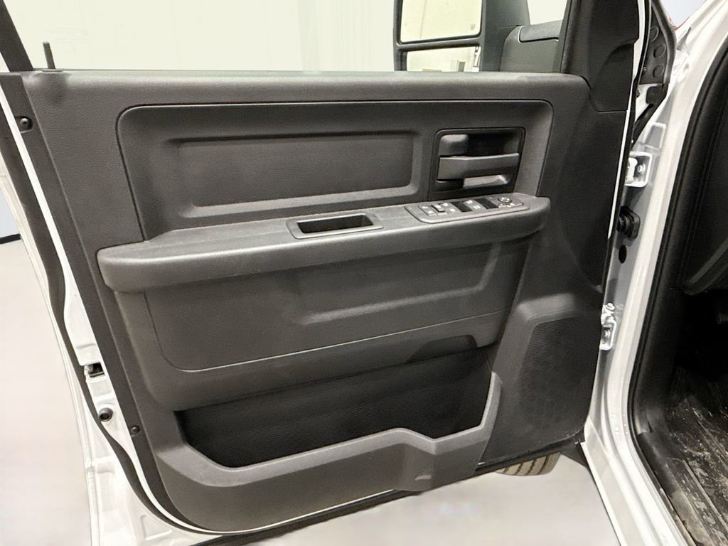 New 2026 RAM 5500 Tradesman w/ Chrome Appearance Group image 14