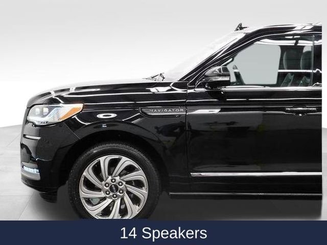 Used 2024 Lincoln Navigator Reserve image 7
