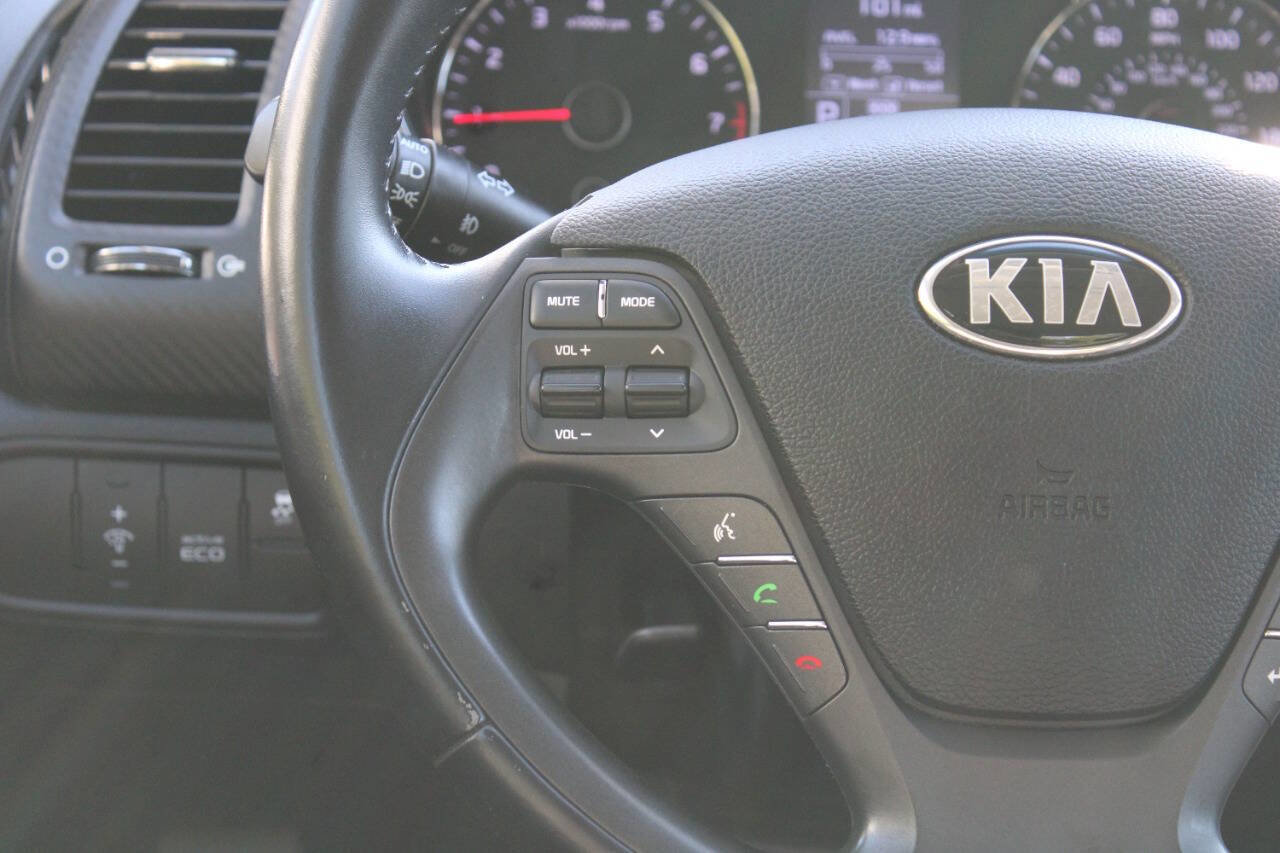 Used 2015 Kia Forte Koup EX image 31