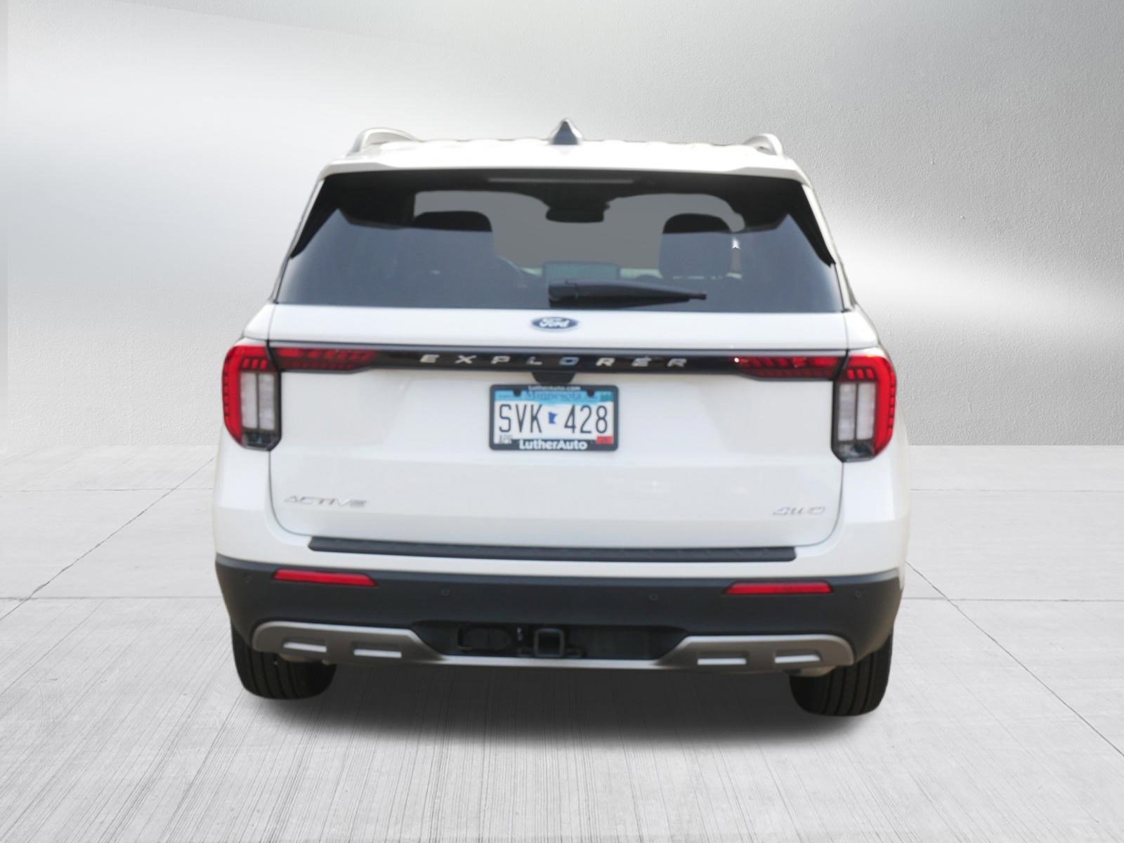 Used 2026 Ford Explorer Active w/ Active Comfort Package image 6