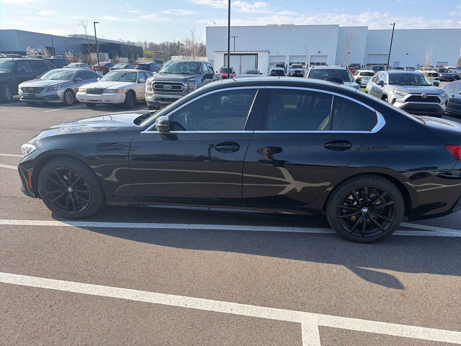 Used 2020 BMW 330i xDrive Sedan w/ Premium Package AWD/4WD image 13