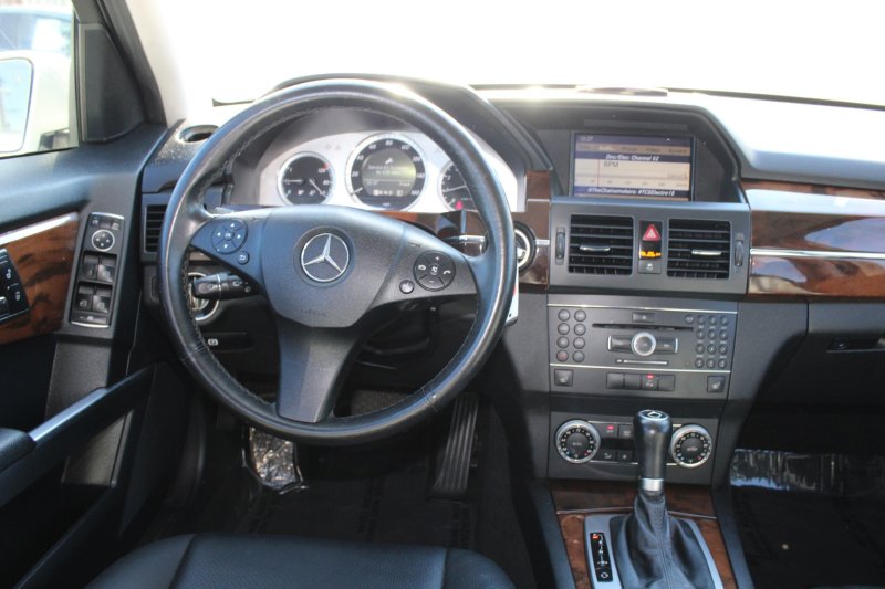 Used 2011 Mercedes-Benz GLK 350 2WD image 11