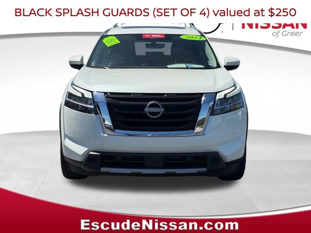 Certified 2024 Nissan Pathfinder Platinum w/ Cargo Package AWD/4WD image 9