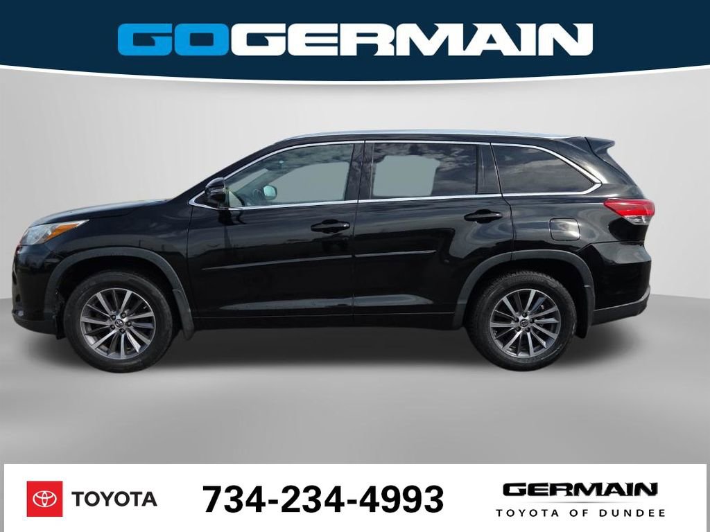 Used 2017 Toyota Highlander XLE w/ Protection Package #3 AWD/4WD image 11