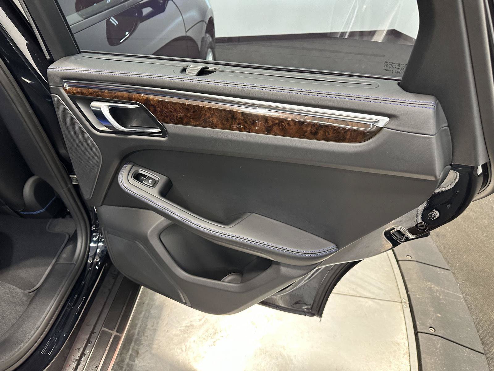 New 2026 Porsche Macan AWD/4WD image 36
