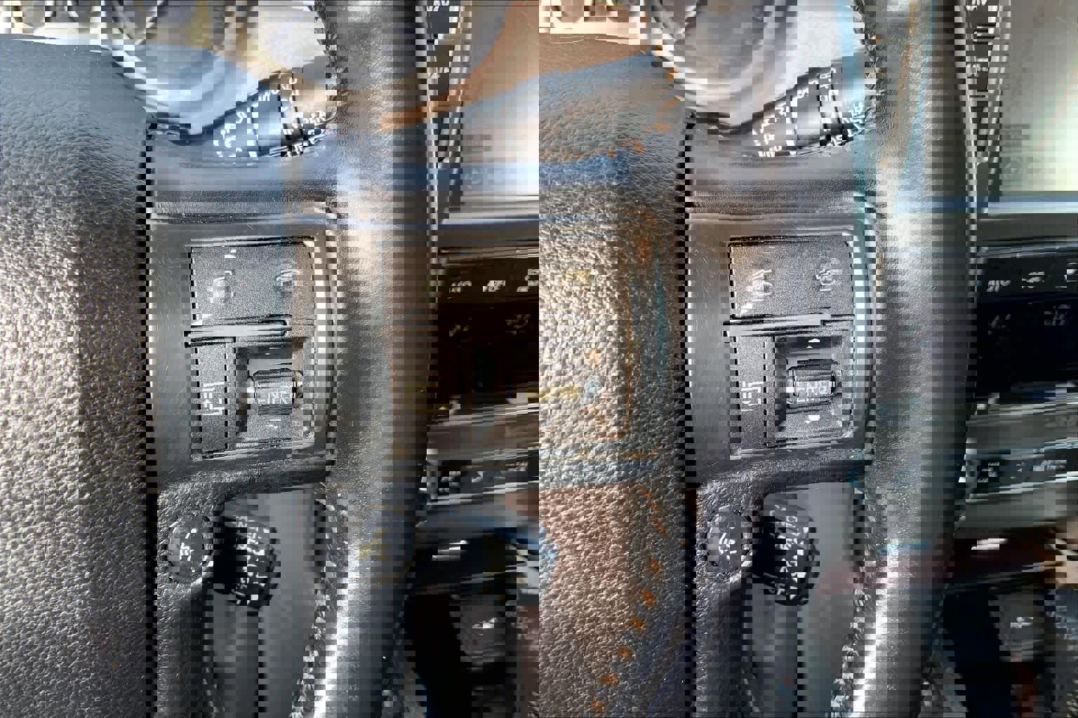 Used 2019 Lexus GX 460 Premium image 24