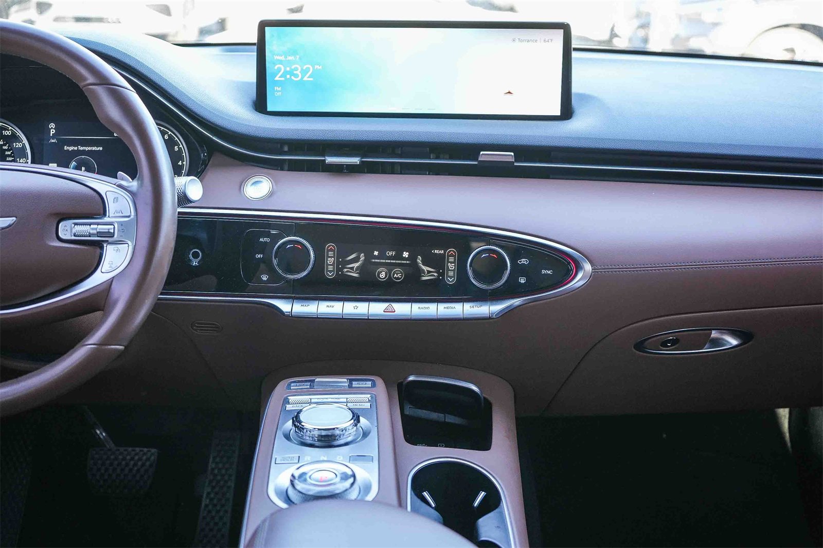 Used 2023 Genesis GV70 2.5T w/ Advanced Package image 13