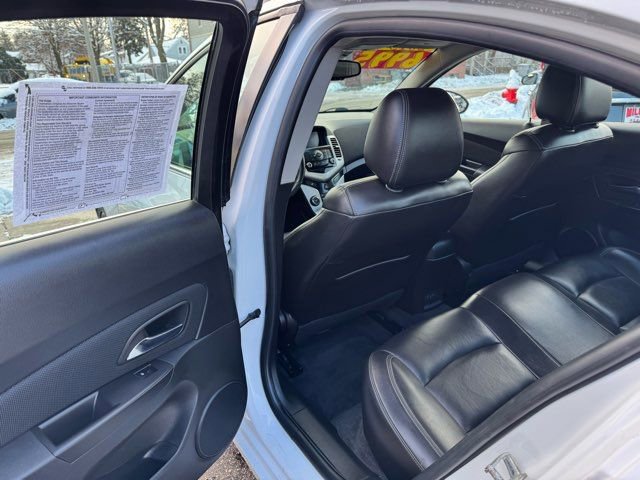 Used 2015 Chevrolet Cruze LT image 13