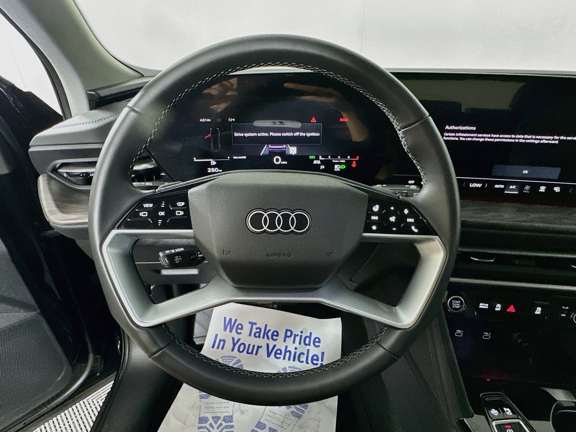 Used 2025 Audi Q5 Premium Plus w/ Premium Plus AWD/4WD image 11