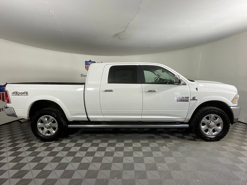 Used 2018 RAM 2500 Laramie AWD/4WD image 2