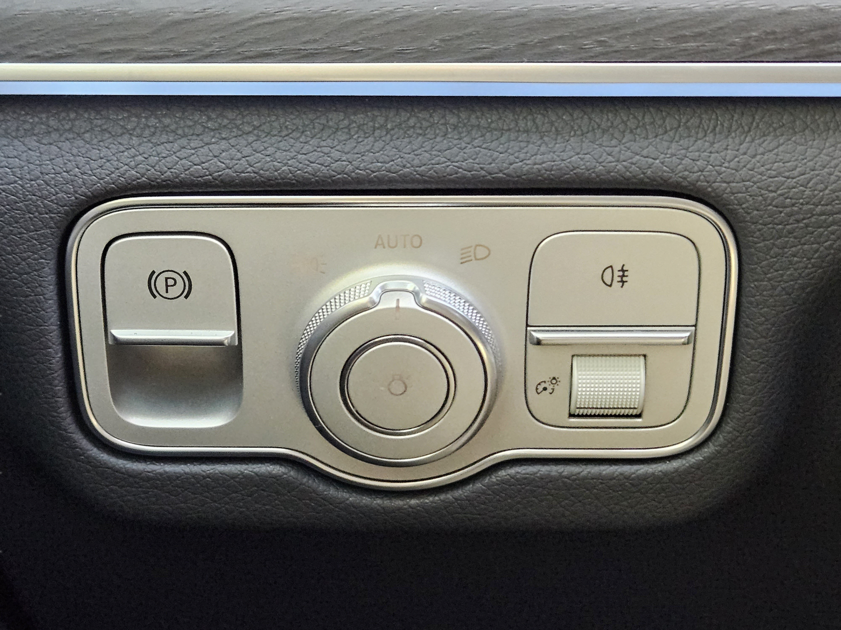 Certified 2026 Mercedes-Benz GLE 350 4MATIC image 14