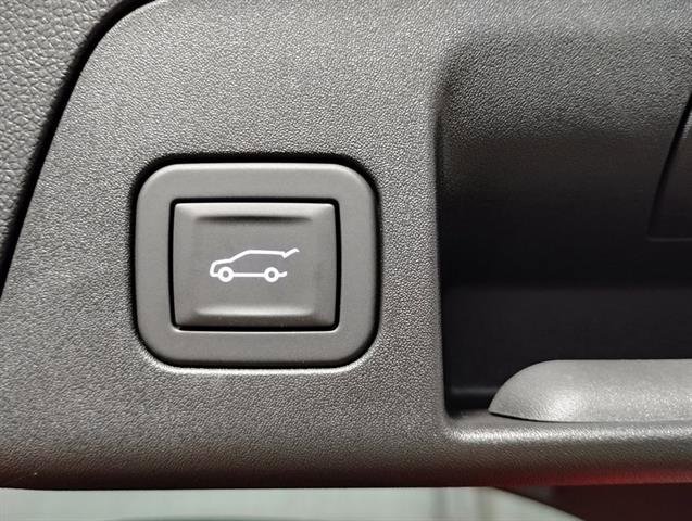 New 2025 Buick Envision Sport Touring image 13