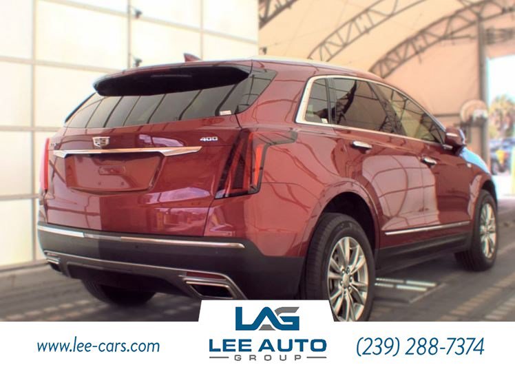 Used 2020 Cadillac XT5 Premium Luxury FWD image 2