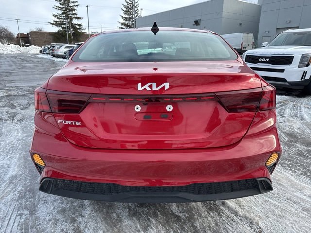 Used 2023 Kia Forte LXS image 6