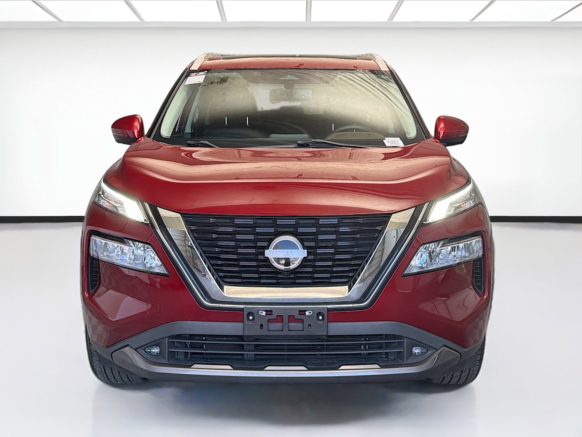 Used 2022 Nissan Rogue SL image 2
